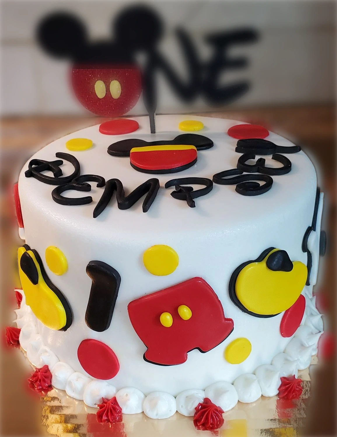 Kids & Character Cakes